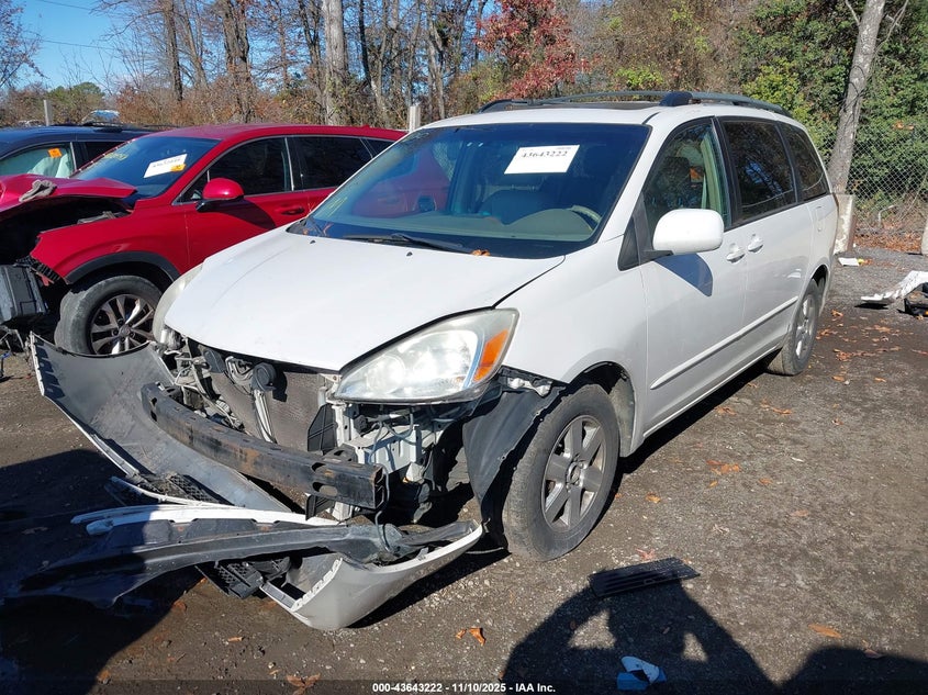 5TDZA22C34S140571 2004 TOYOTA SIENNA photo no. 2