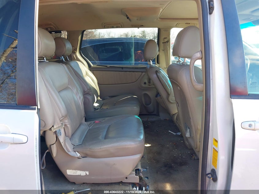 5TDZA22C34S140571 2004 TOYOTA SIENNA photo no. 8