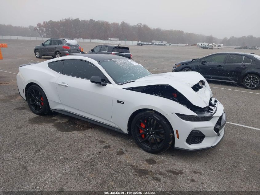 FORD MUSTANG GT FASTBACK