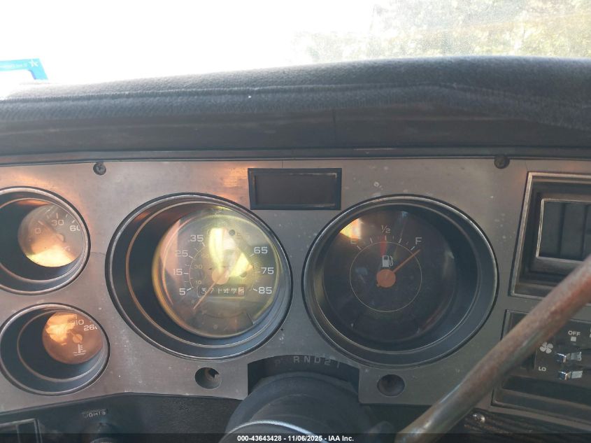 1985 Chevrolet C20 VIN: 1GCGC24M4FF436581 Lot: 43643428