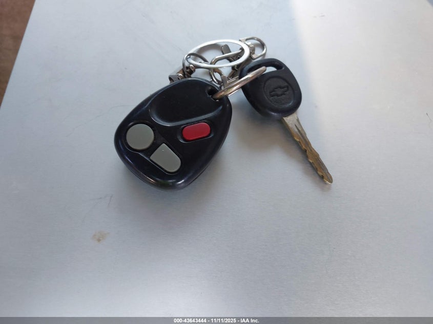 2001 Chevrolet Suburban 1500 Lt VIN: 3GNFK16T61G257647 Lot: 43643444