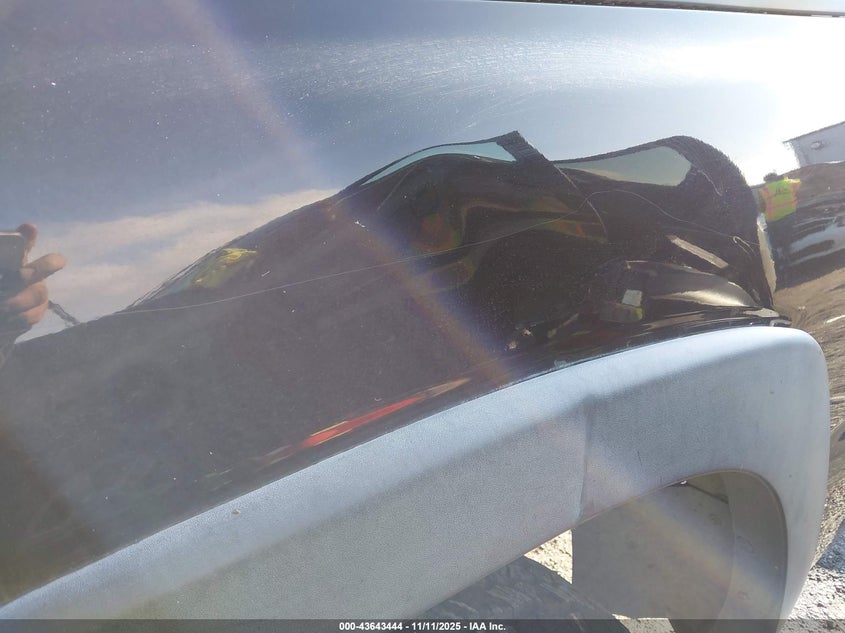 2001 Chevrolet Suburban 1500 Lt VIN: 3GNFK16T61G257647 Lot: 43643444