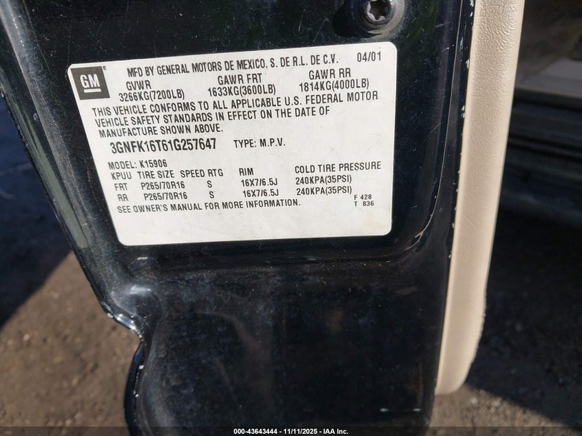 2001 Chevrolet Suburban 1500 Lt VIN: 3GNFK16T61G257647 Lot: 43643444