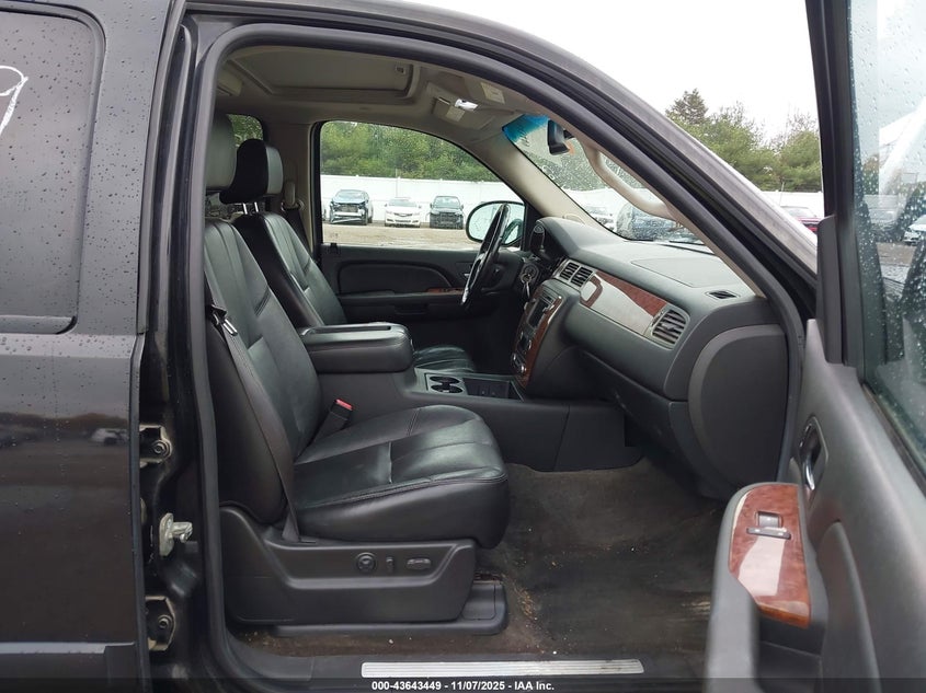 3GNFK12Y57G213780 2007 CHEVROLET AVALANCHE photo no. 5
