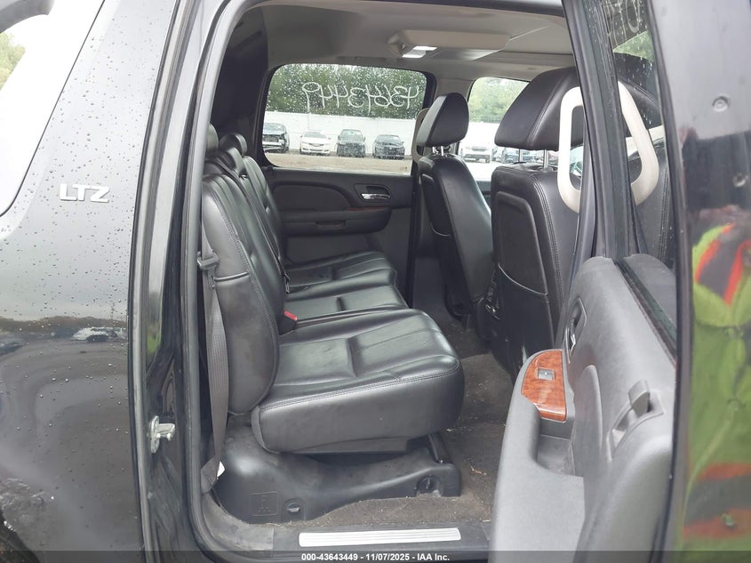 3GNFK12Y57G213780 2007 CHEVROLET AVALANCHE photo no. 8