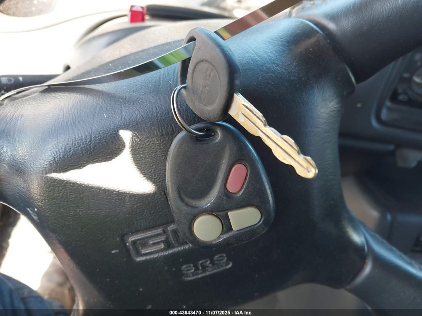 2002 GMC Sierra 1500 Sle VIN: 2GTEC19T721187664 Lot: 43643470