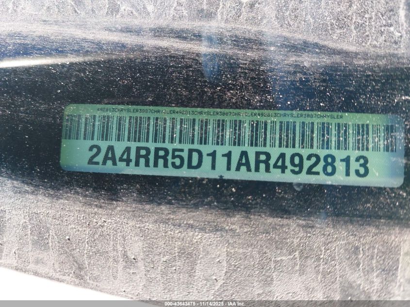 2010 Chrysler Town & Country Touring VIN: 2A4RR5D11AR492813 Lot: 43643475