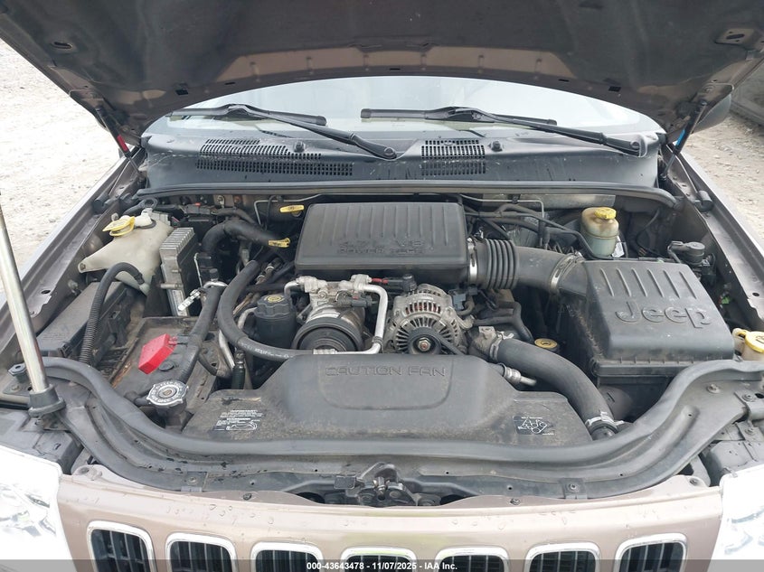 2002 Jeep Grand Cherokee Limited VIN: 1J8GX58N92C163103 Lot: 43643478