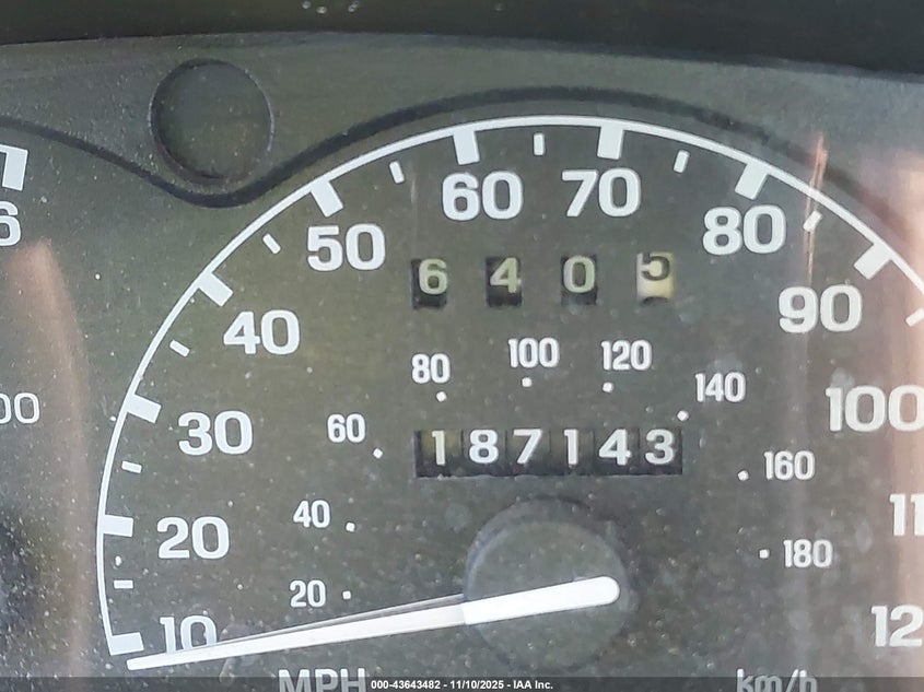 2000 Mazda B3000 Se/Tl VIN: 4F4YR16V9YTM14025 Lot: 43643482