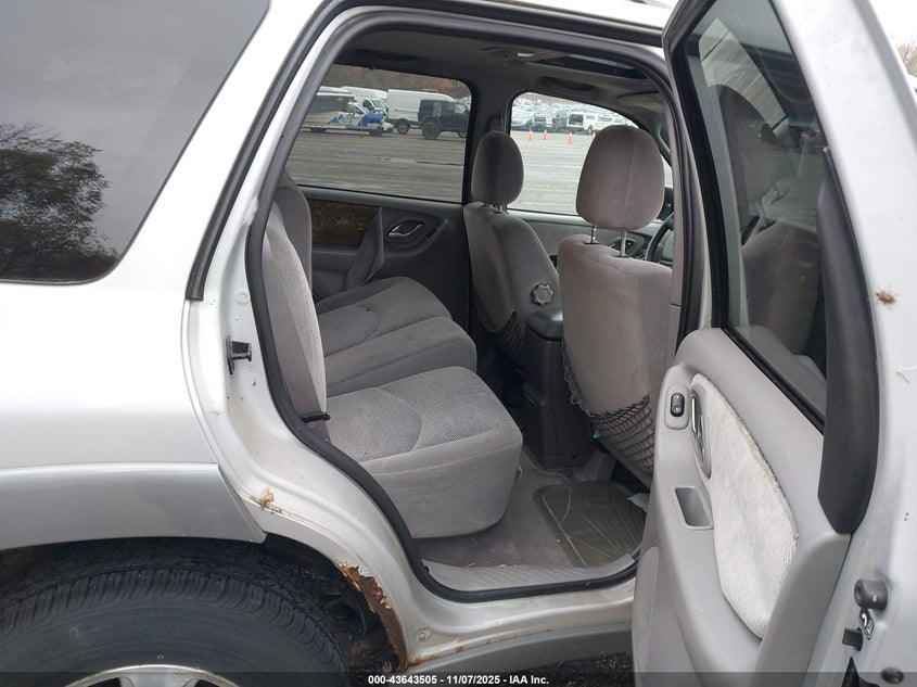 2002 Mazda Tribute Es V6/Lx V6 VIN: 4F2YU08152KM50710 Lot: 43643505