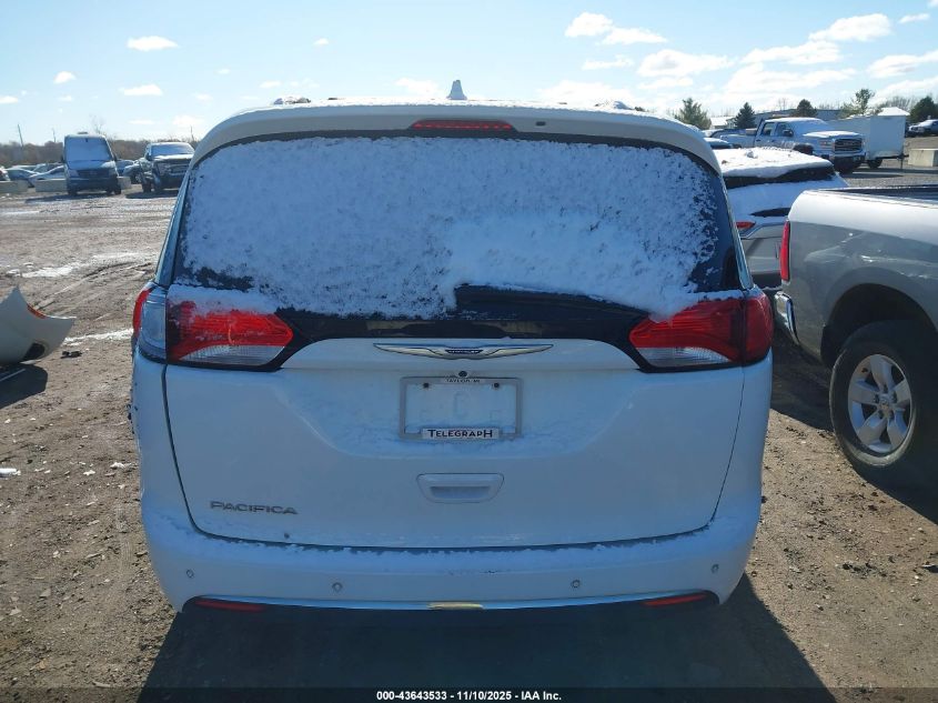 2018 Chrysler Pacifica Touring L Plus VIN: 2C4RC1EG0JR228226 Lot: 43643533