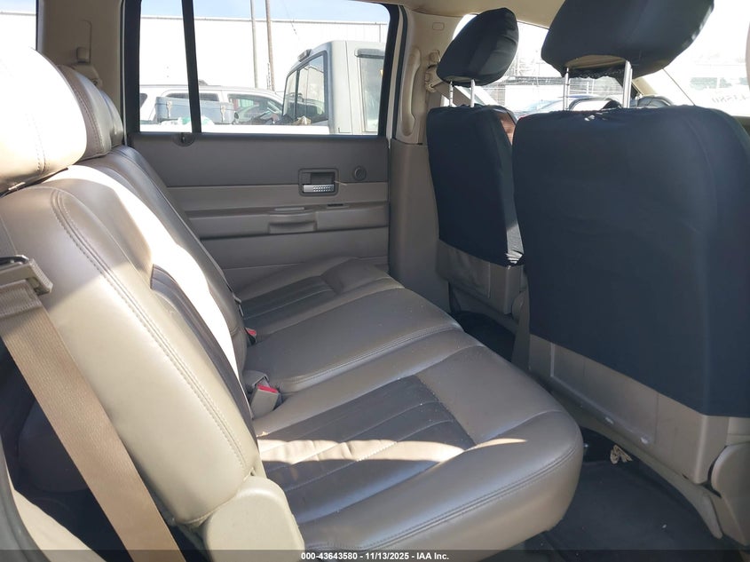 2005 Dodge Durango Limited VIN: 1D4HD58D25F547256 Lot: 43643580