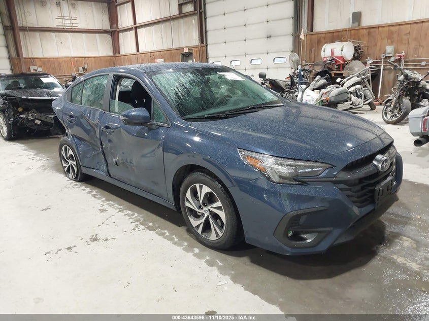 SUBARU LEGACY PREMIUM