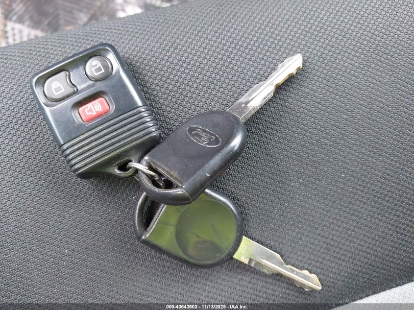 2011 Ford Ranger Sport VIN: 1FTLR4FE3BPA72950 Lot: 43643603