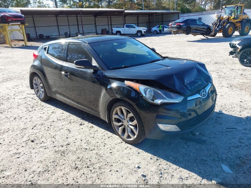 HYUNDAI VELOSTER BASE W/RED