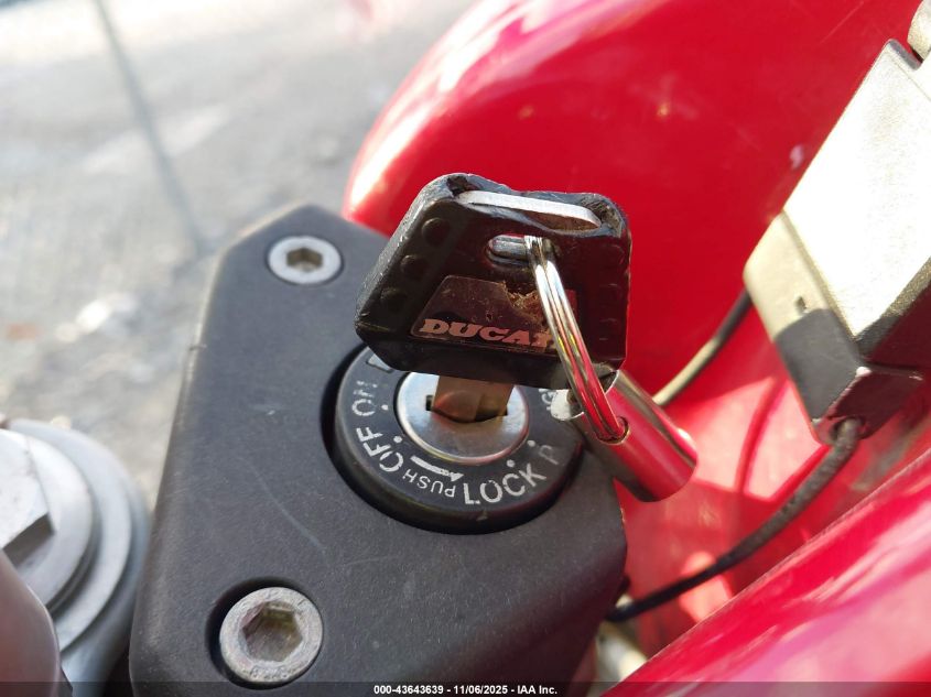 1999 Ducati M750 VIN: ZDM1RC3L5XB004193 Lot: 43643639