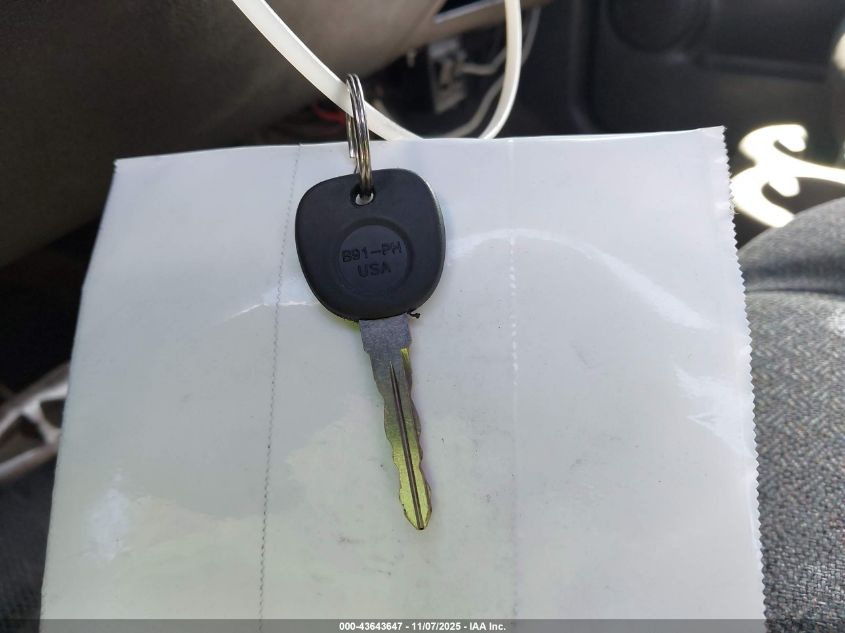 2004 Chevrolet Silverado C2500 Heavy Duty VIN: 1GBHC24294E269886 Lot: 43643647