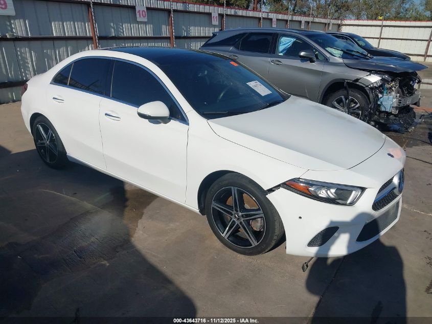 MERCEDES-BENZ A-CLASS A 220