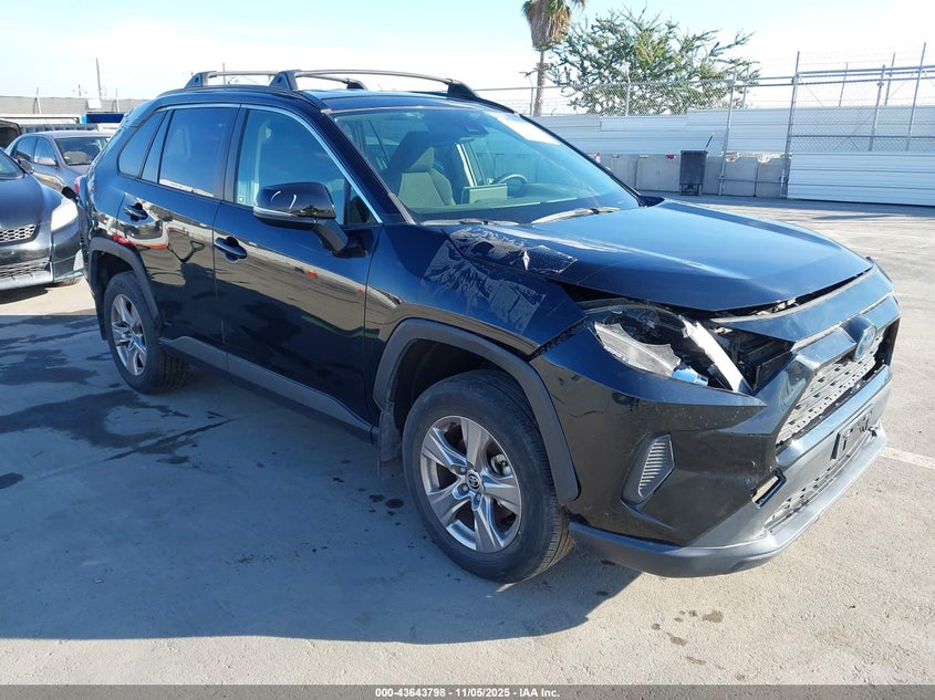 TOYOTA RAV4 HYBRID LE