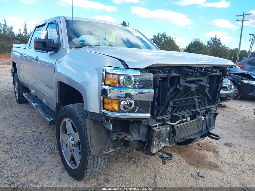 1GC1KWE85GF300141 2016 CHEVROLET SILVERADO photo no. 18