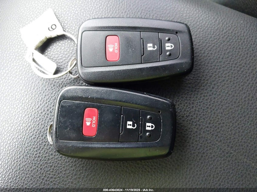 JTMRWRFVXKD040269 2019 TOYOTA RAV 4 photo no. 11