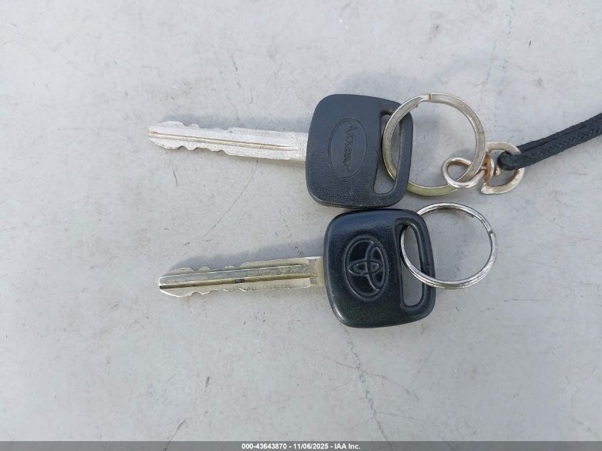 2001 Toyota Camry Ce/Le/Xle VIN: JT2BG22K610563739 Lot: 43643870