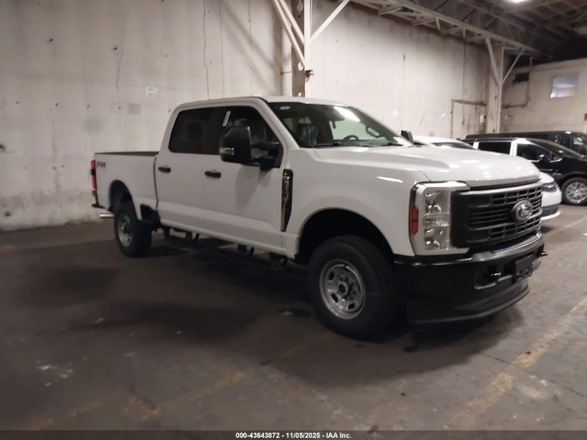 FORD F-250 XL