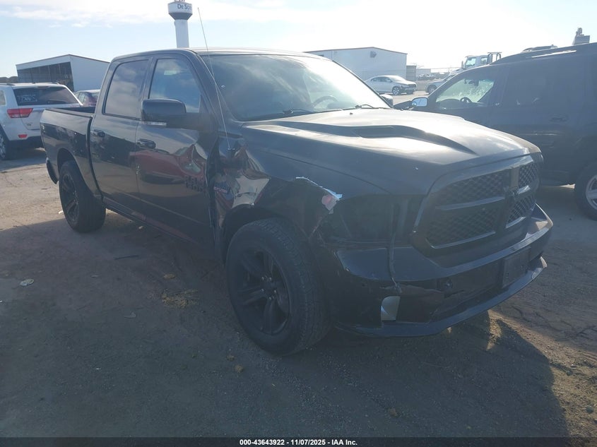 RAM 1500 NIGHT 4X4 5 7 BOX