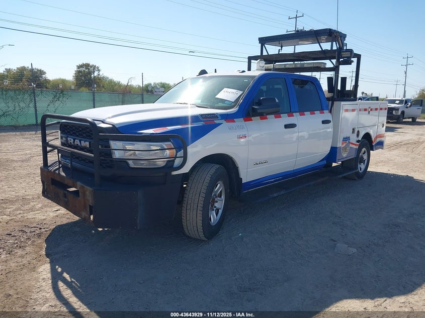 Vin: 3c7wr4hj4lg110444, lot: 44139128, ram 2500 tradesman  4x2 8' box 20202