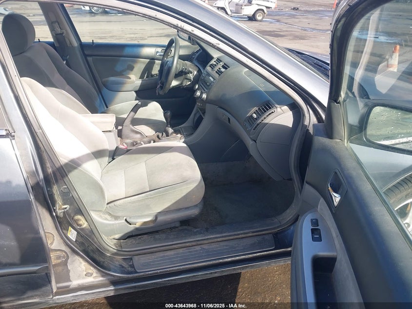 1HGCM55775A179306 2005 HONDA ACCORD photo no. 5