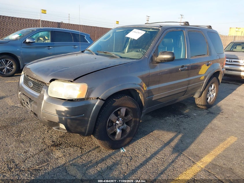 1FMCU94184KA49168 2004 FORD ESCAPE photo no. 2