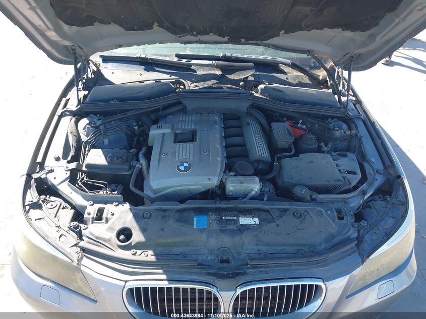 2007 BMW 530Xit VIN: WBANN73537CN04958 Lot: 43643984