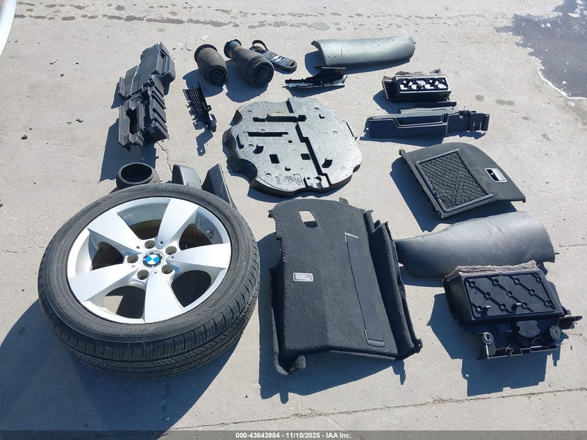 2007 BMW 530Xit VIN: WBANN73537CN04958 Lot: 43643984