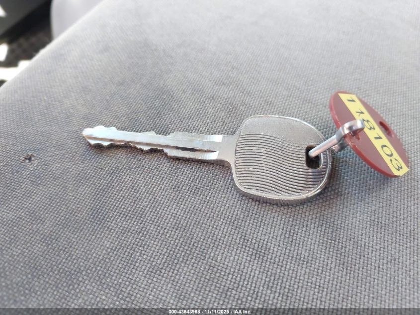 2017 Isuzu Npr Hd Gas Reg VIN: 54DC4W1B2HS804834 Lot: 43643988