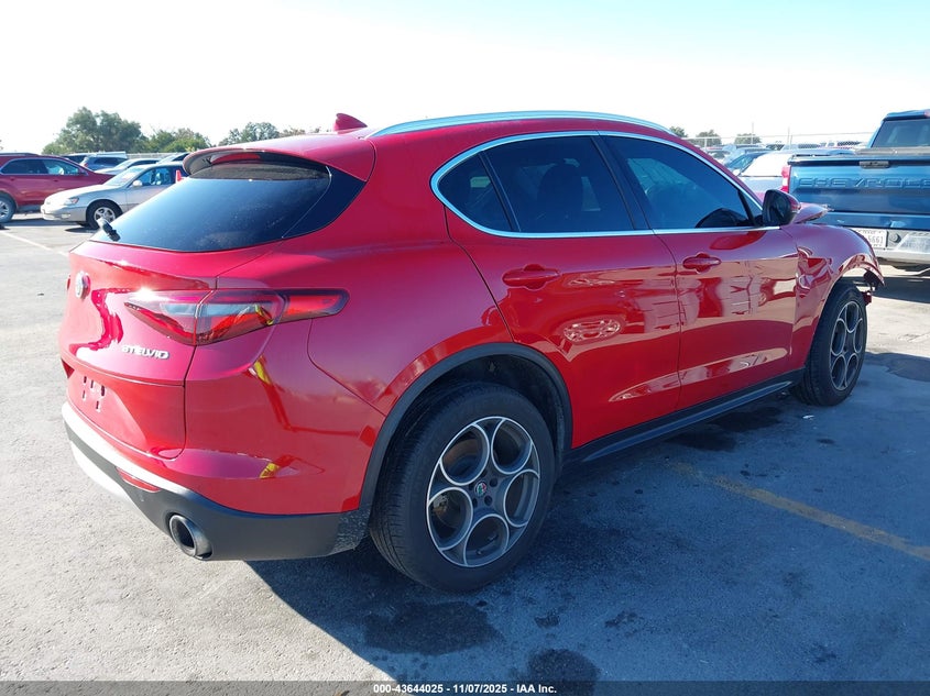 2018 ALFA ROMEO STELVIO AWD ZASFAKAN7J7B64374