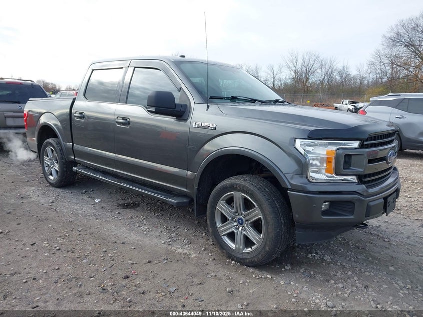 FORD F-150 XLT
