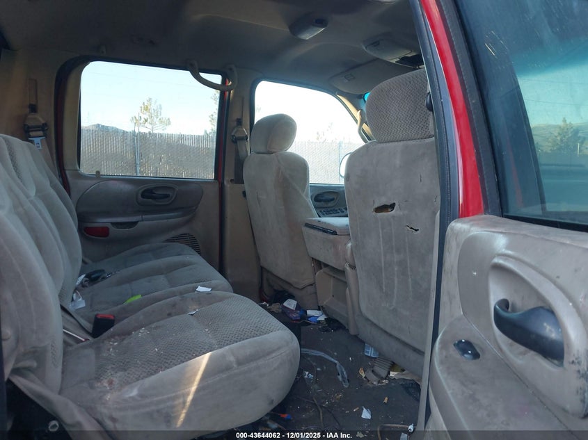 1FTRW08L41KA21654 2001 FORD F-150 photo no. 8