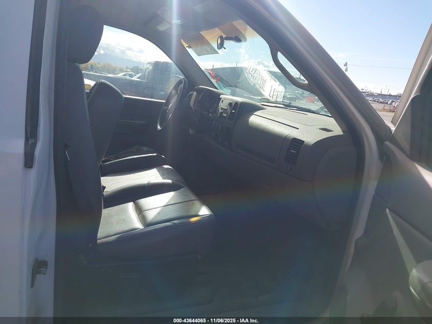 1GCHC24KX7E515523 2007 CHEVROLET SILVERADO photo no. 5