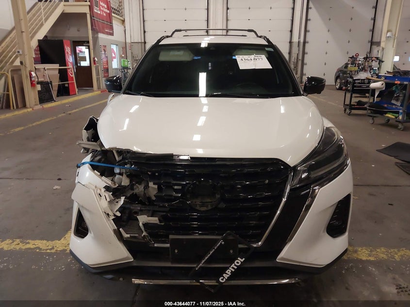 2023 NISSAN KICKS SR XTRONIC CVT 3N1CP5DV2PL479615