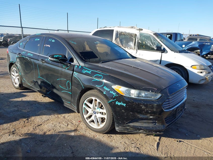 FORD FUSION SE