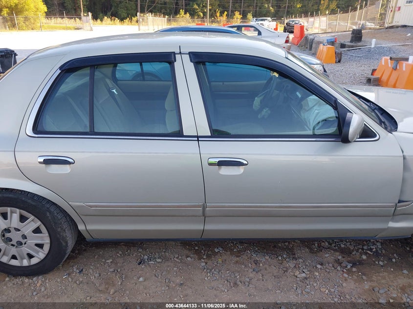 2004 Mercury Grand Marquis Gs VIN: 2MEFM74W24X694928 Lot: 43644133