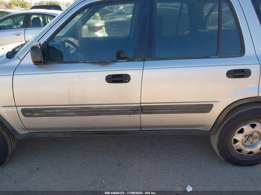 2001 Honda Cr-V Lx VIN: JHLRD28441C001167 Lot: 43644153