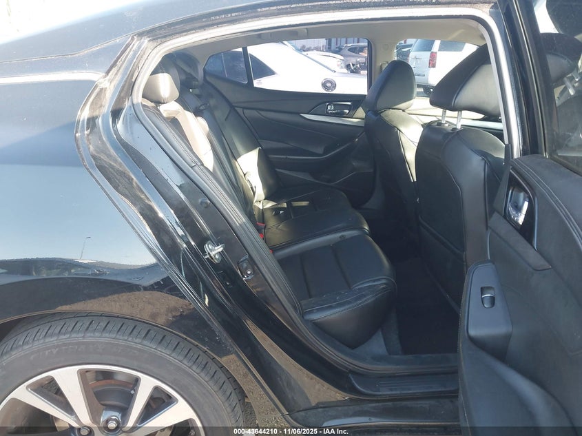 2016 NISSAN MAXIMA 3.5 SV - 1N4AA6AP0GC437995