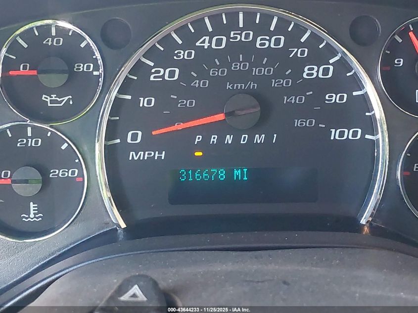 2019 Chevrolet Express 2500 Work Van VIN: 1GCWGAFG8K1336007 Lot: 43644233