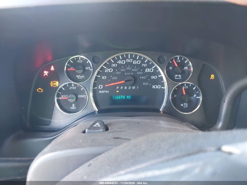 2019 Chevrolet Express 2500 Work Van VIN: 1GCWGAFG8K1336007 Lot: 43644233