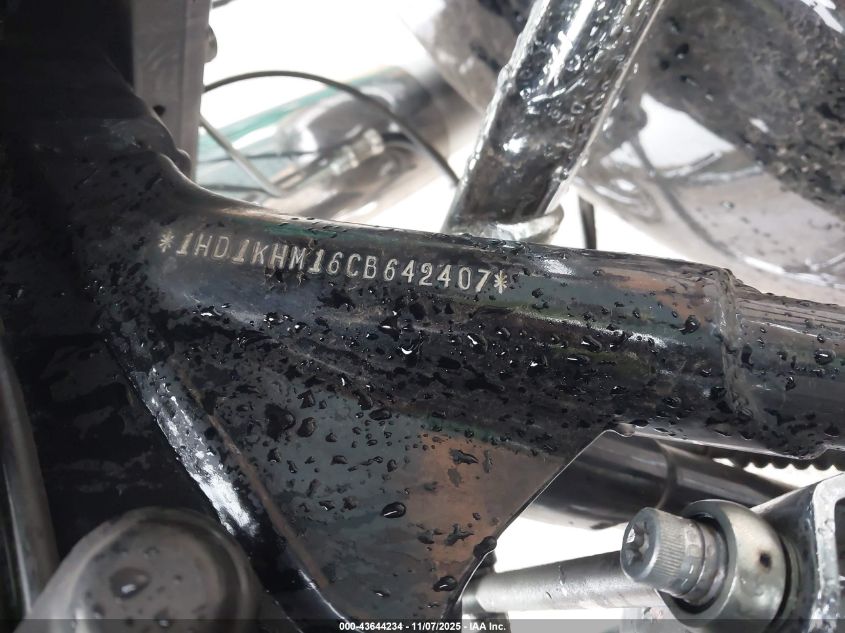 2012 Harley-Davidson Fltrx Road Glide Custom VIN: 1HD1KHM16CB642407 Lot: 43644234