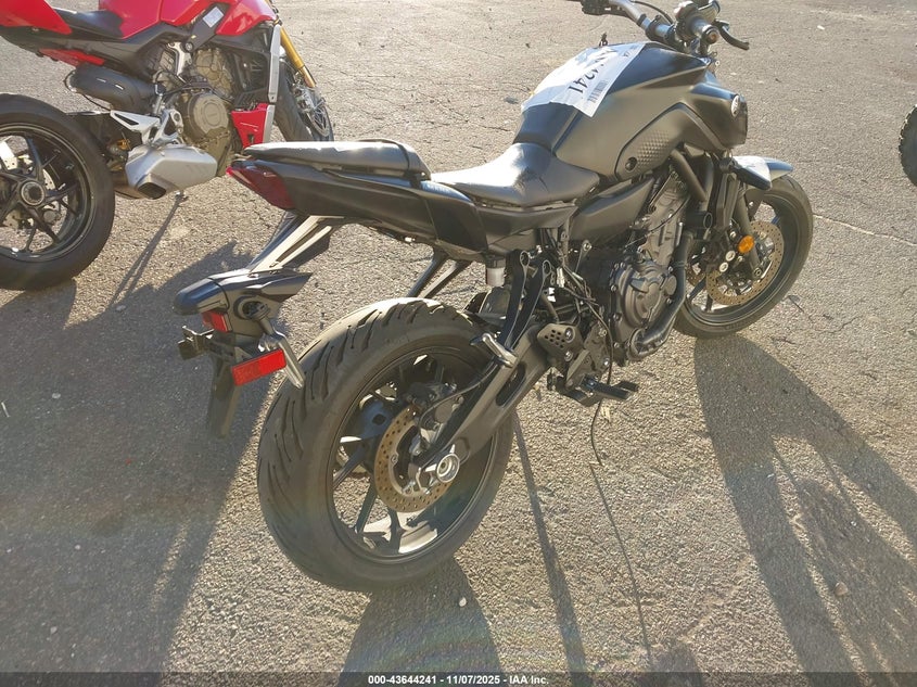2024 YAMAHA MT07 auction photo 4