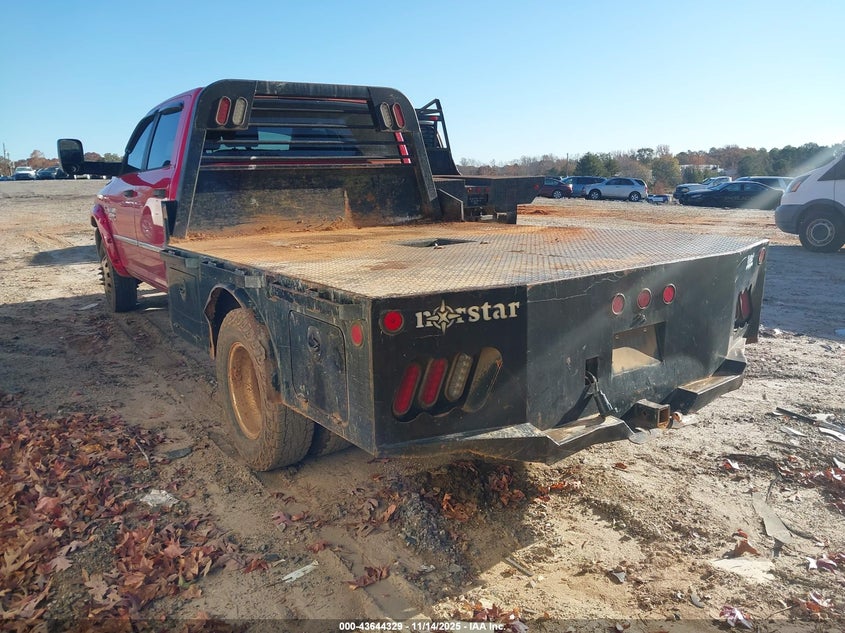 3C7WRTCLXGG227583 2016 RAM 3500 photo no. 3