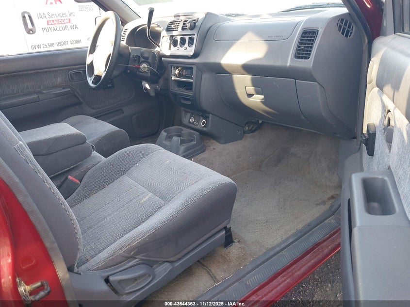 1N6DD26S9YC422074 2000 NISSAN NAVARA (FRONTIER) photo no. 5