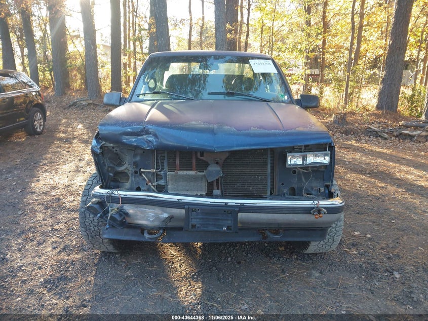 1996 Chevrolet Gmt-400 K1500 VIN: 2GCEK19R2T1164298 Lot: 43644368